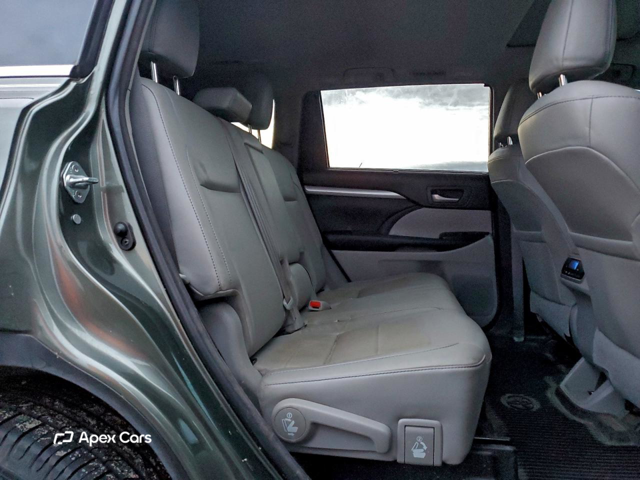 Toyota Highlander 2018