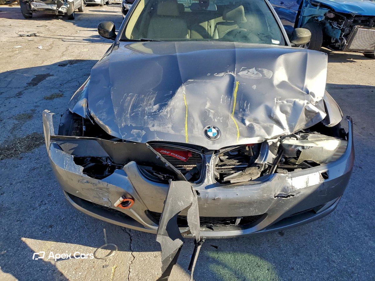 BMW Series 3 2011