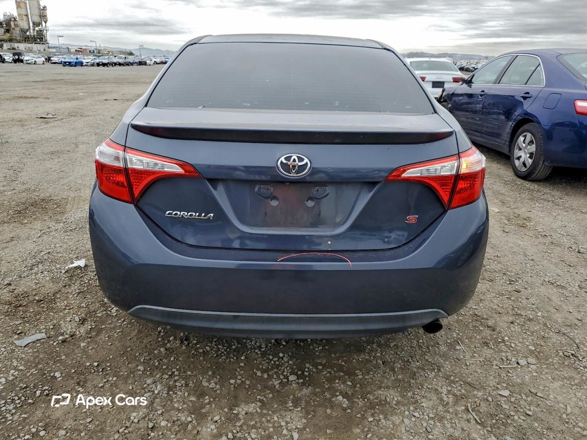 Toyota Corolla 2015