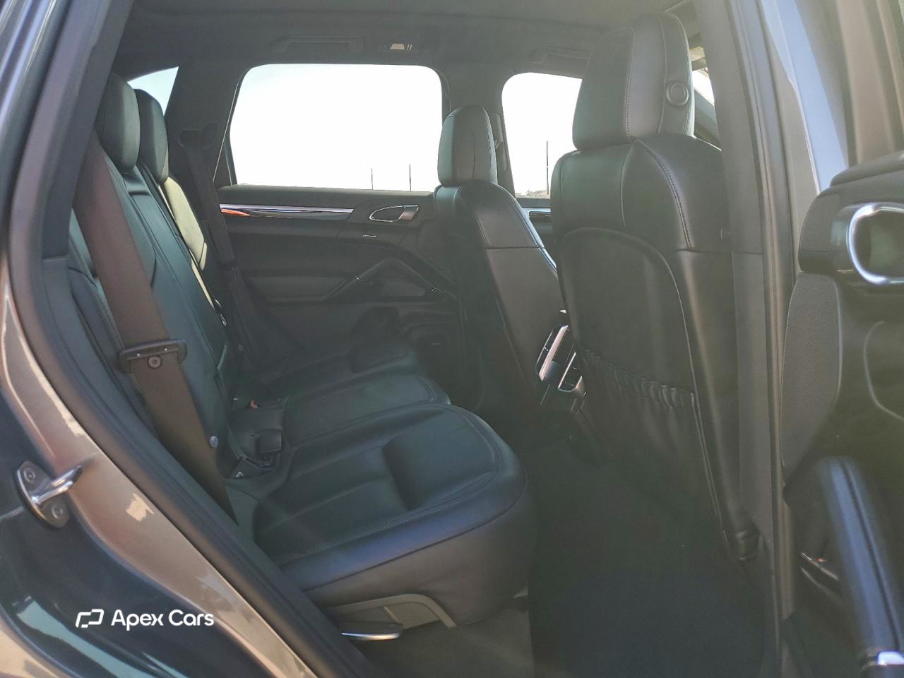 Porsche Cayenne 2016