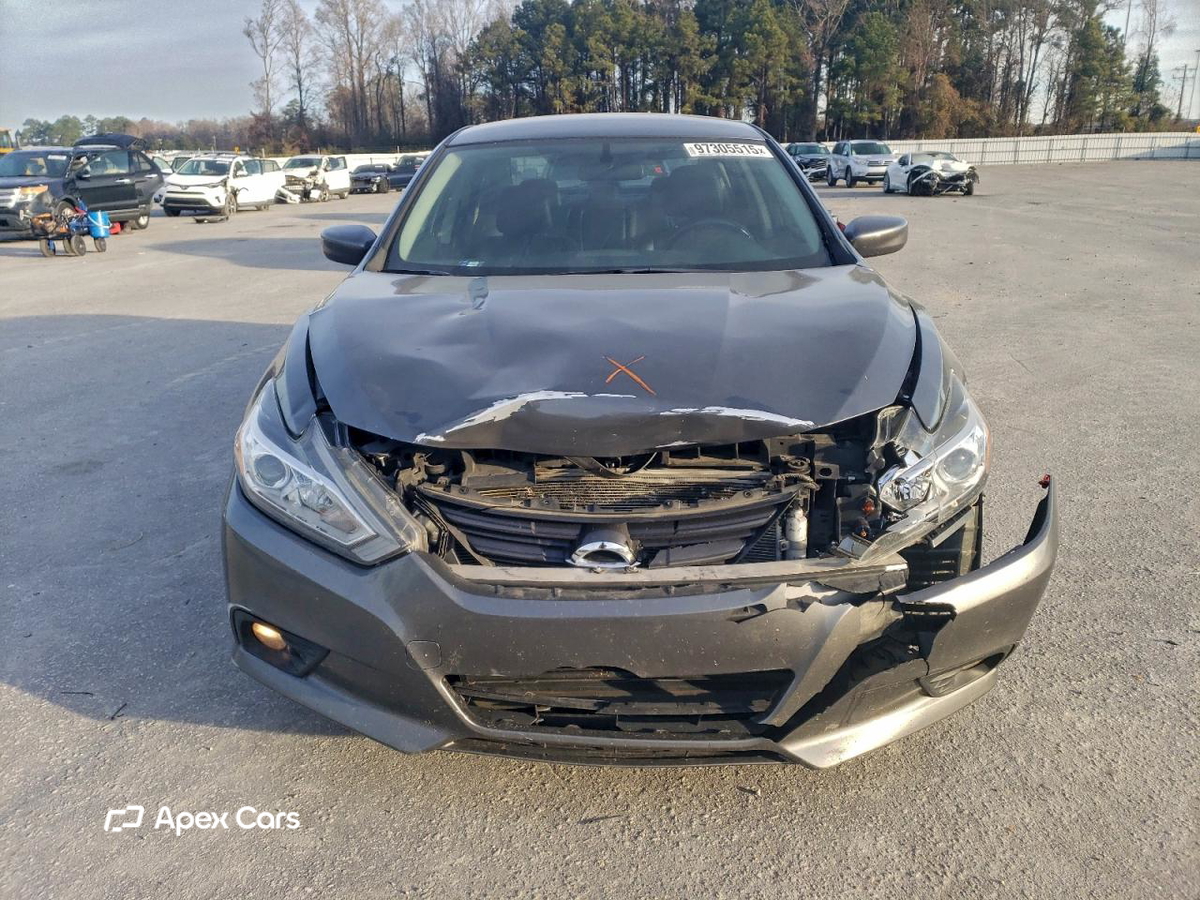 Nissan Altima 2018