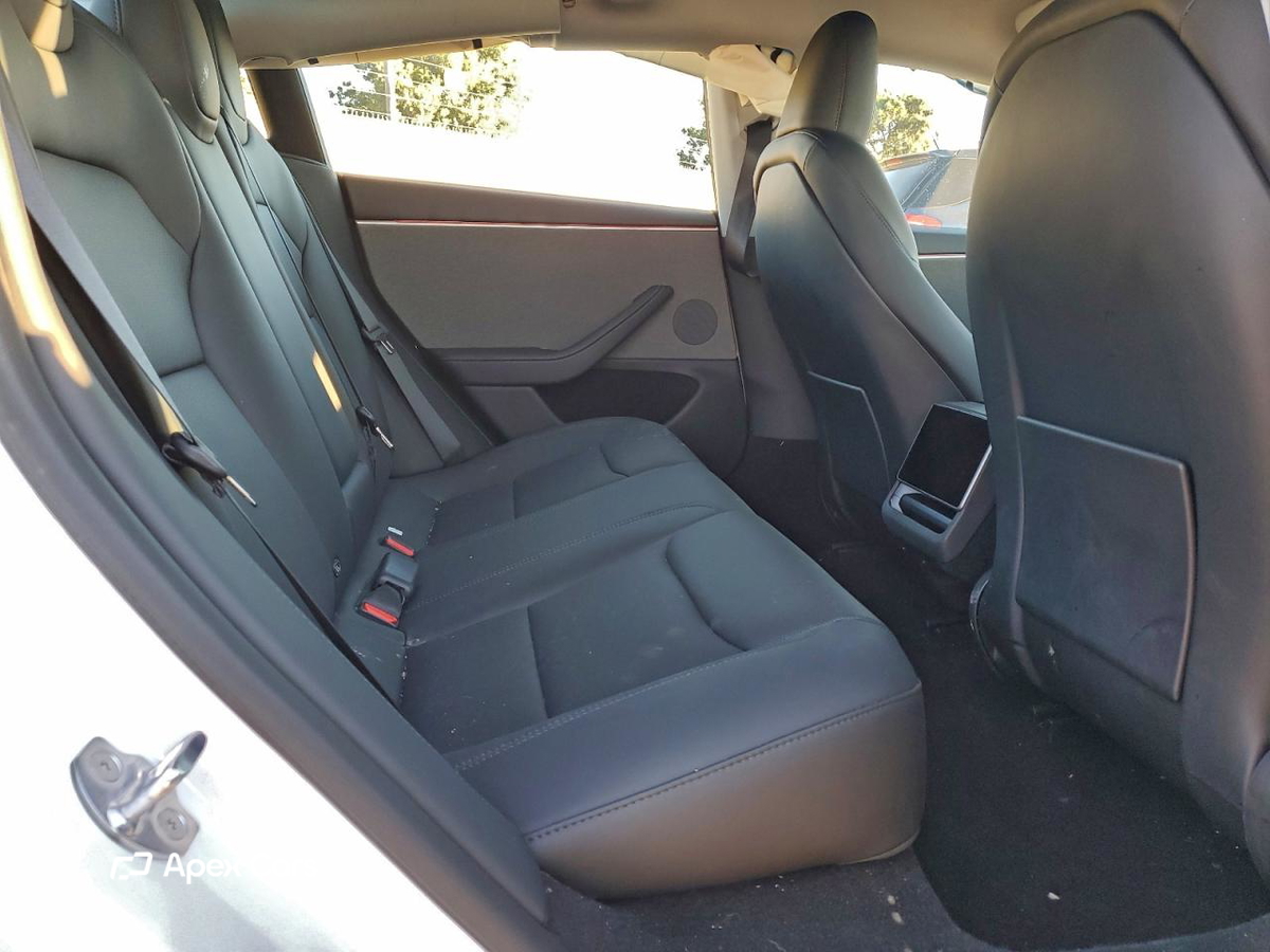 Tesla Model 3 2025