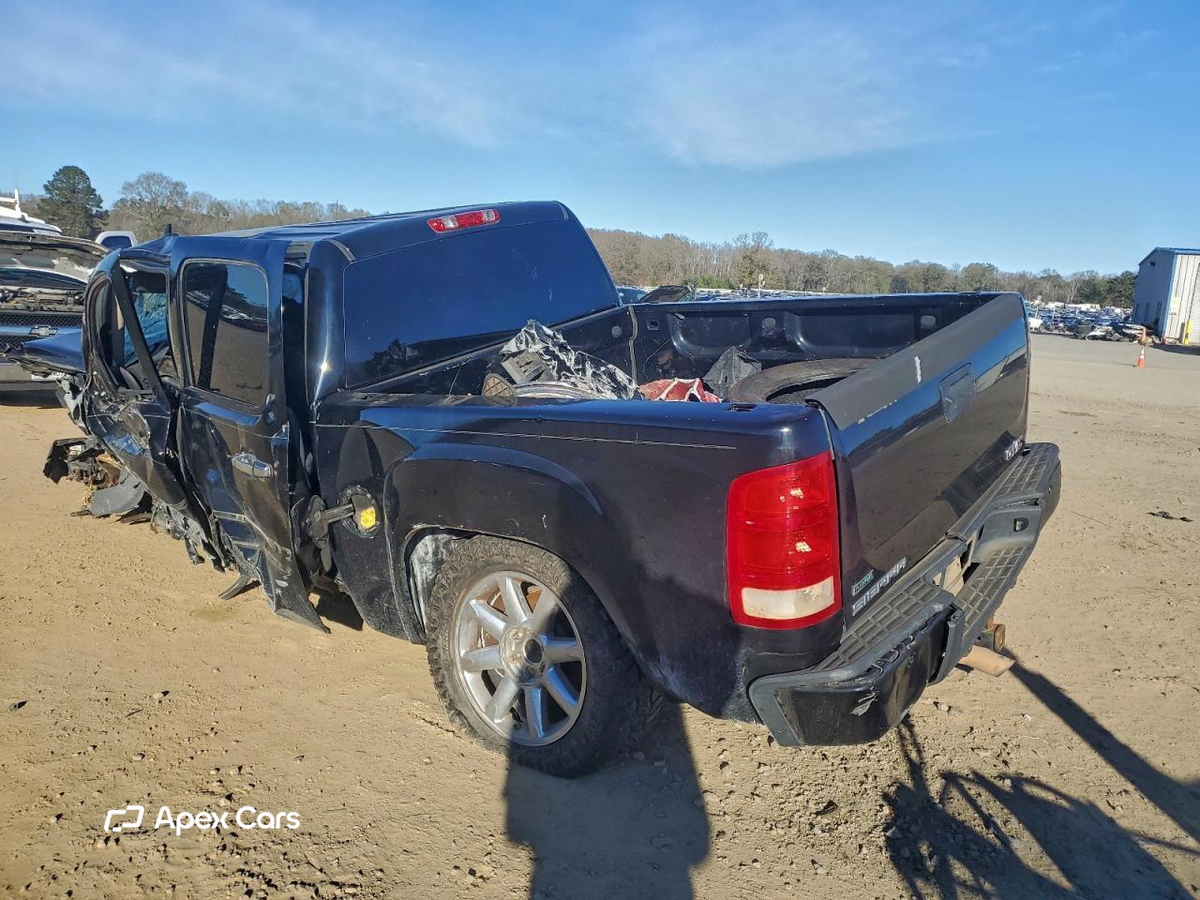 GMC Sierra 2011