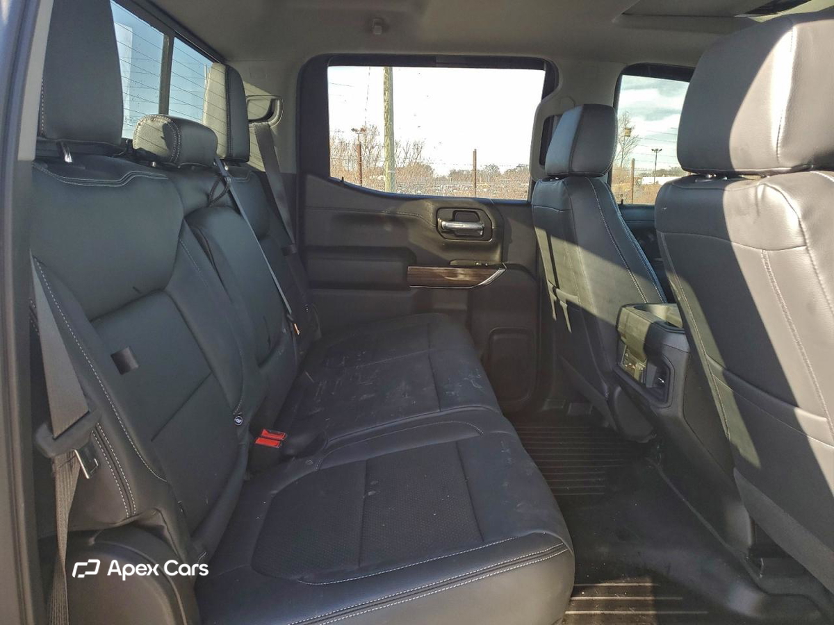 Chevrolet Silverado 2021