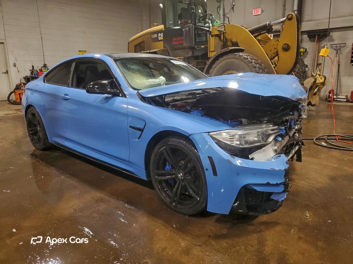 BMW M4 2015