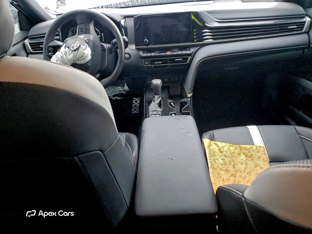 Toyota Camry 2025