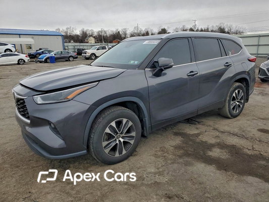 Toyota Highlander 2021 - Image 1 of 13