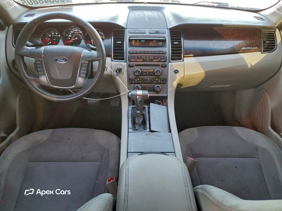 Ford Taurus 2011