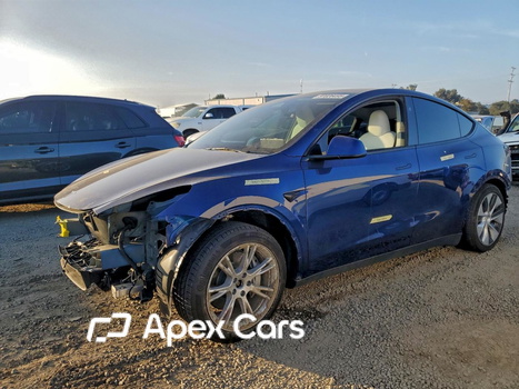 Tesla Model Y 2024 - Zdjęcie 1 z 13