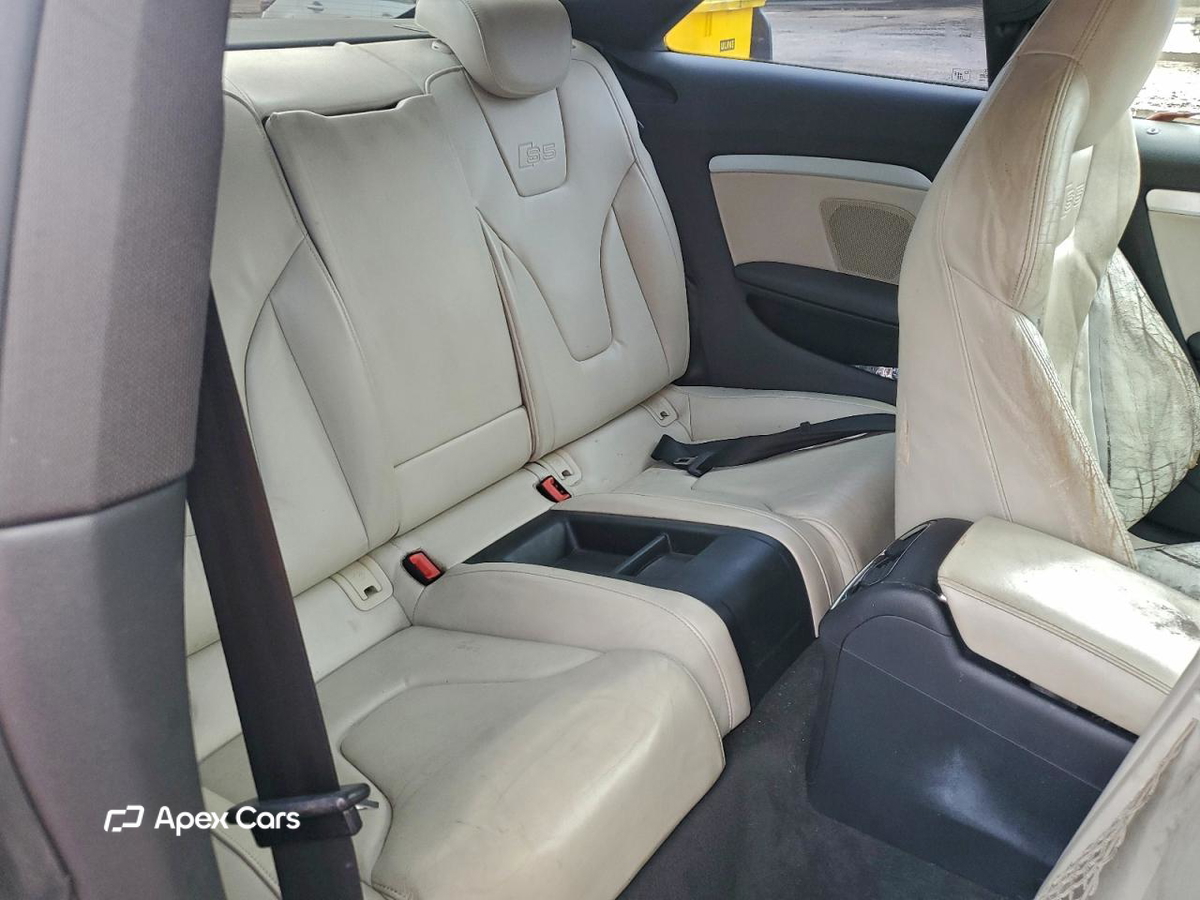 Audi S5 2012