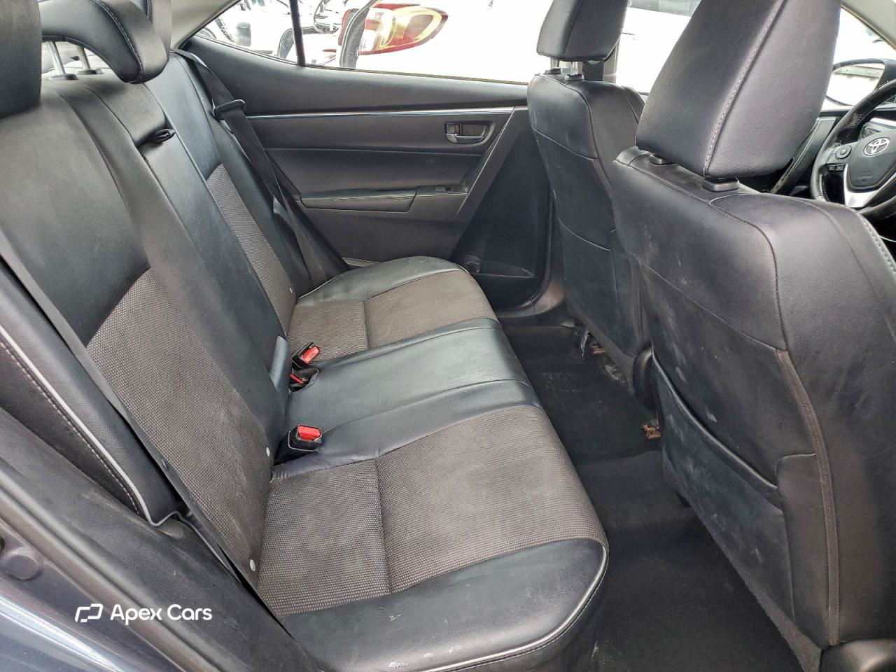 Toyota Corolla 2015