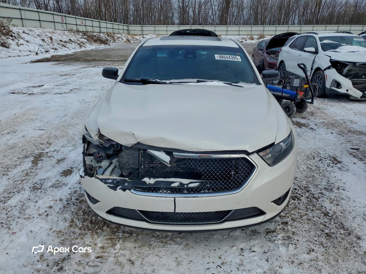 Ford Taurus 2014