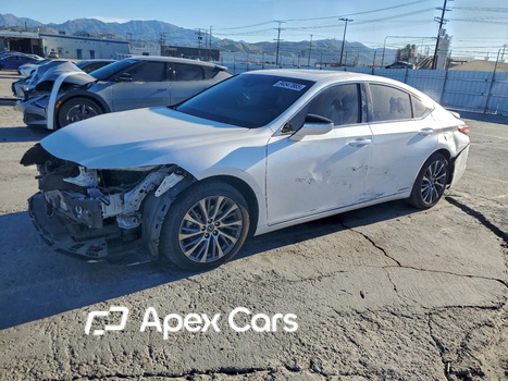 Lexus ES 2021 - Image 1 of 13