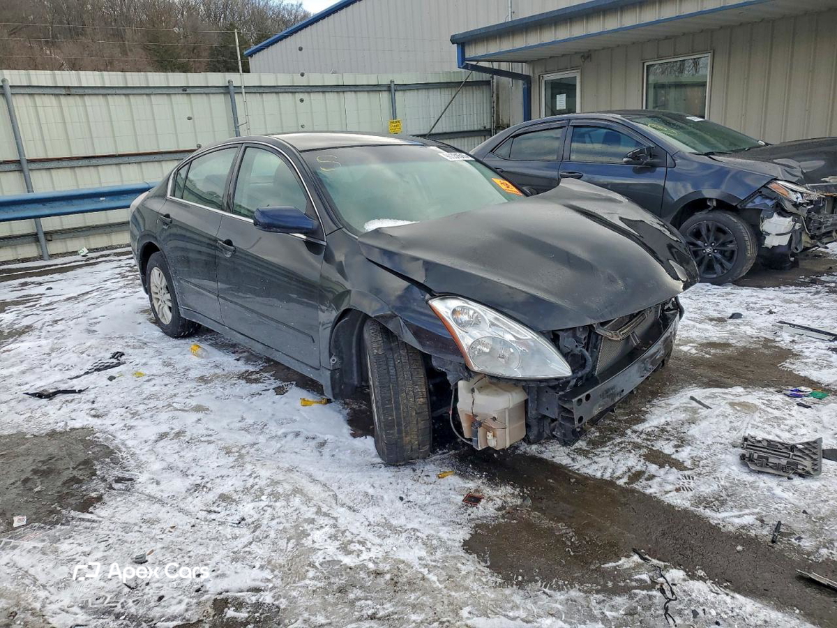 Nissan Altima 2010