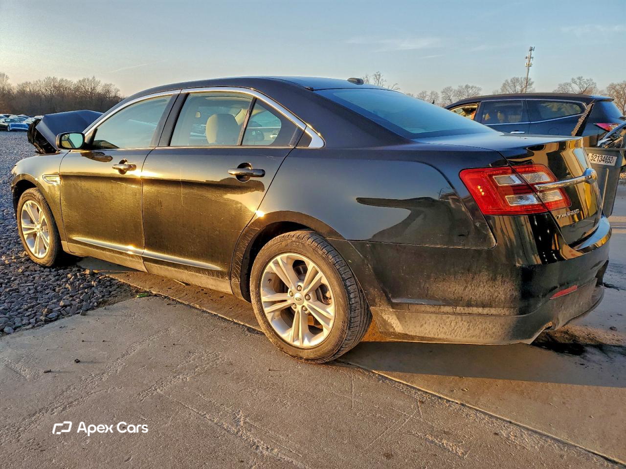 Ford Taurus 2016