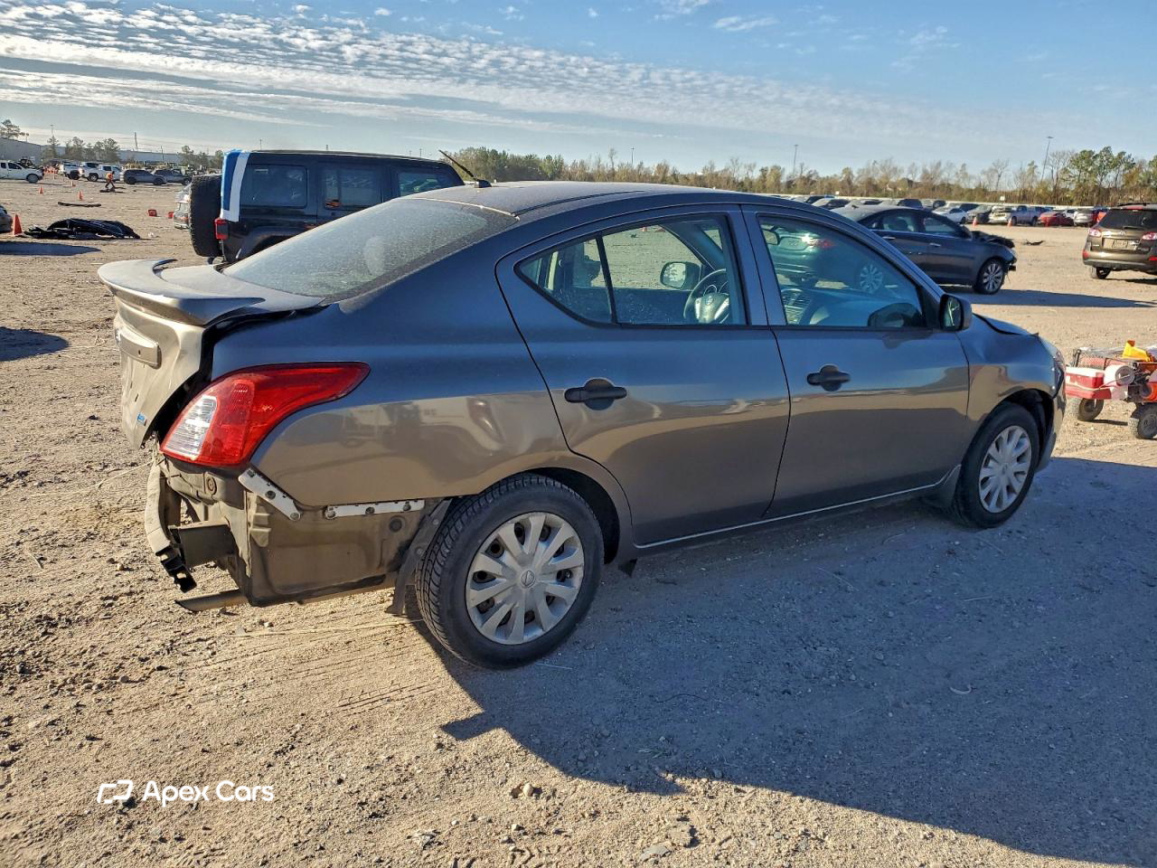 Nissan Versa 2015