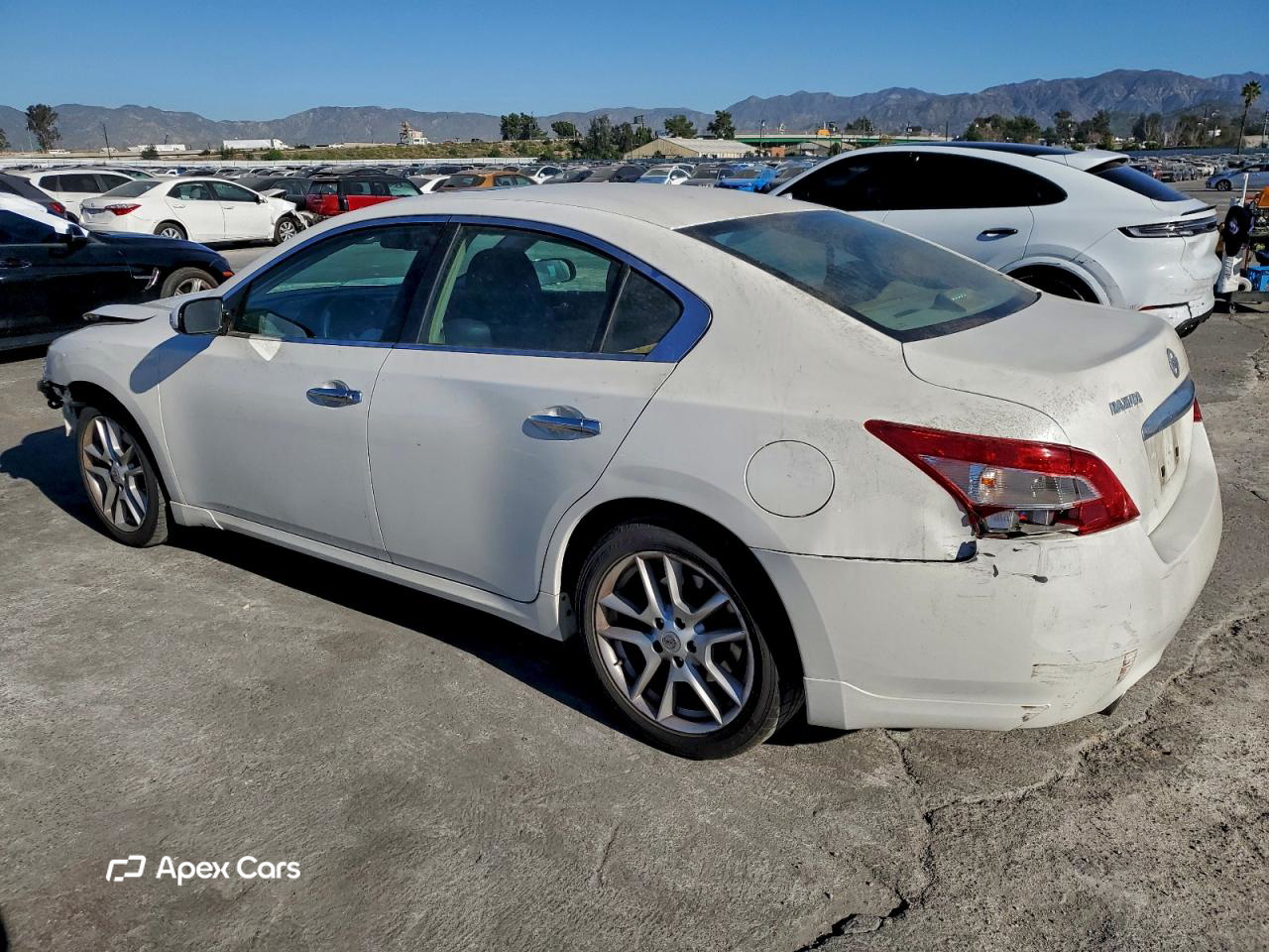 Nissan Maxima 2011