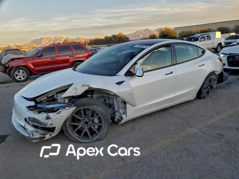 Tesla Model 3 2021 - Image 1 of 13
