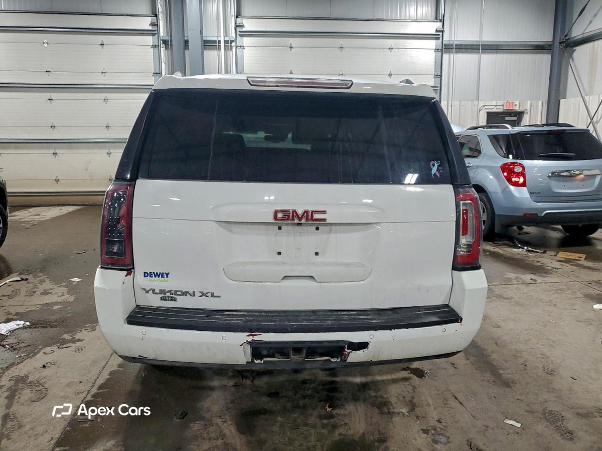 GMC Yukon 2016