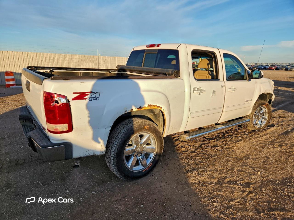 GMC Sierra 2013