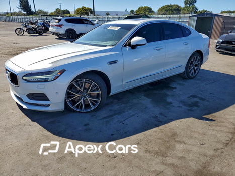 Volvo S90 2017 - Image 1 of 12