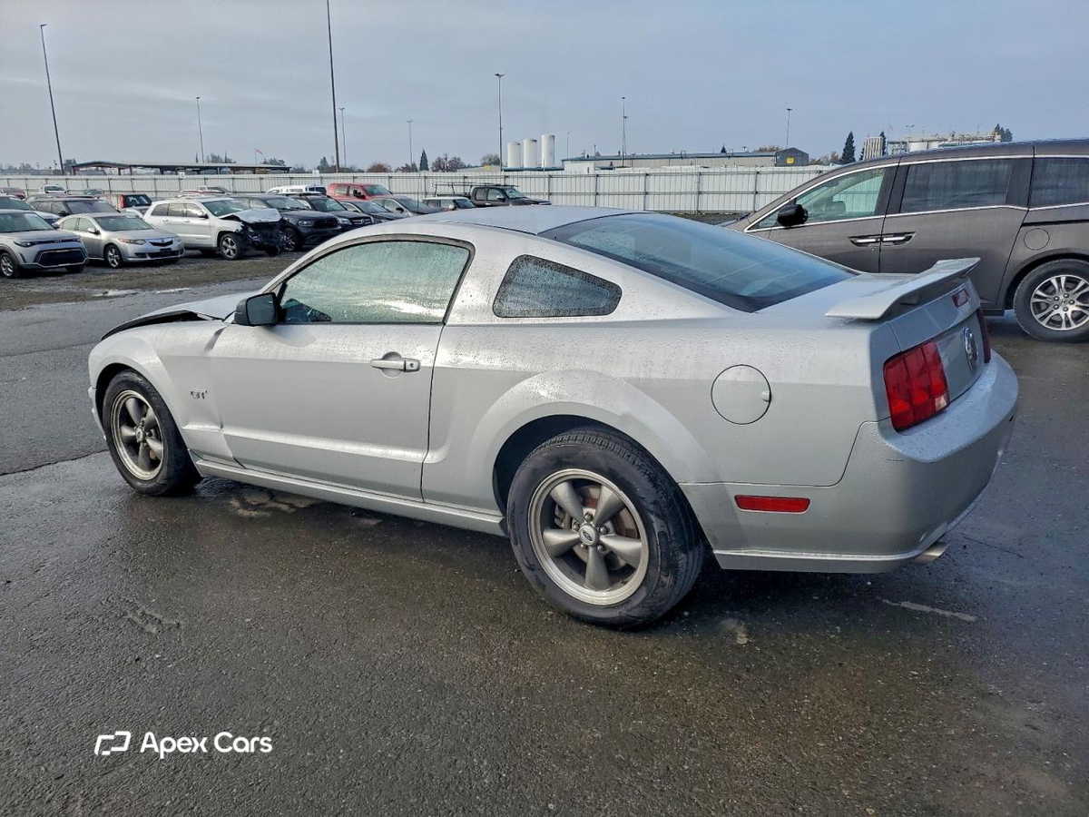 Ford Mustang 2005