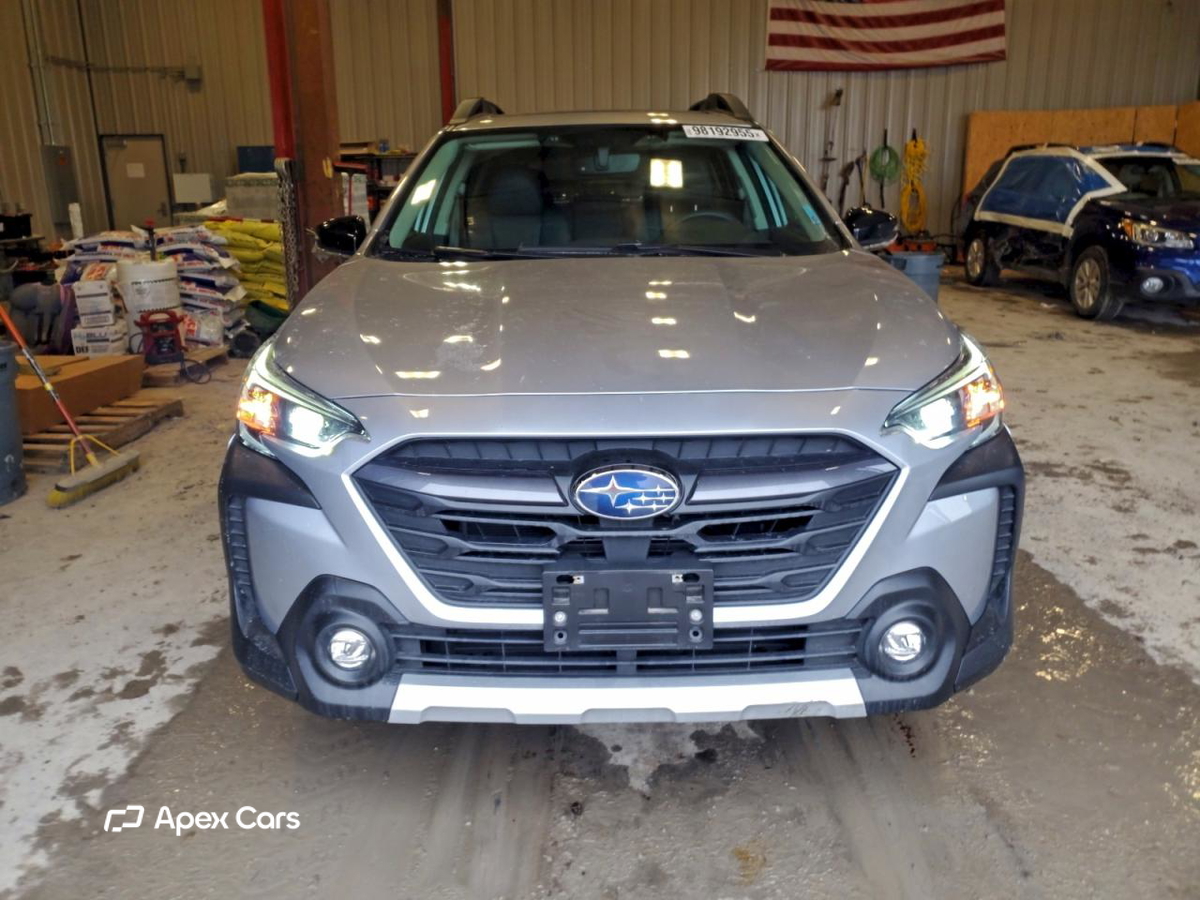 Subaru Outback 2024