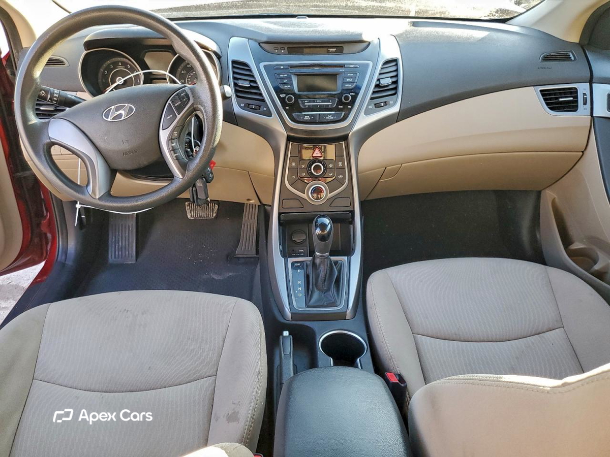 Hyundai Elantra 2015