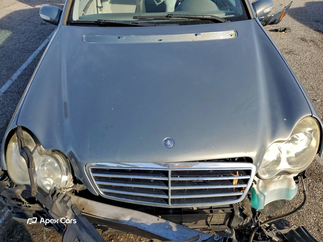 Mercedes-Benz  2005