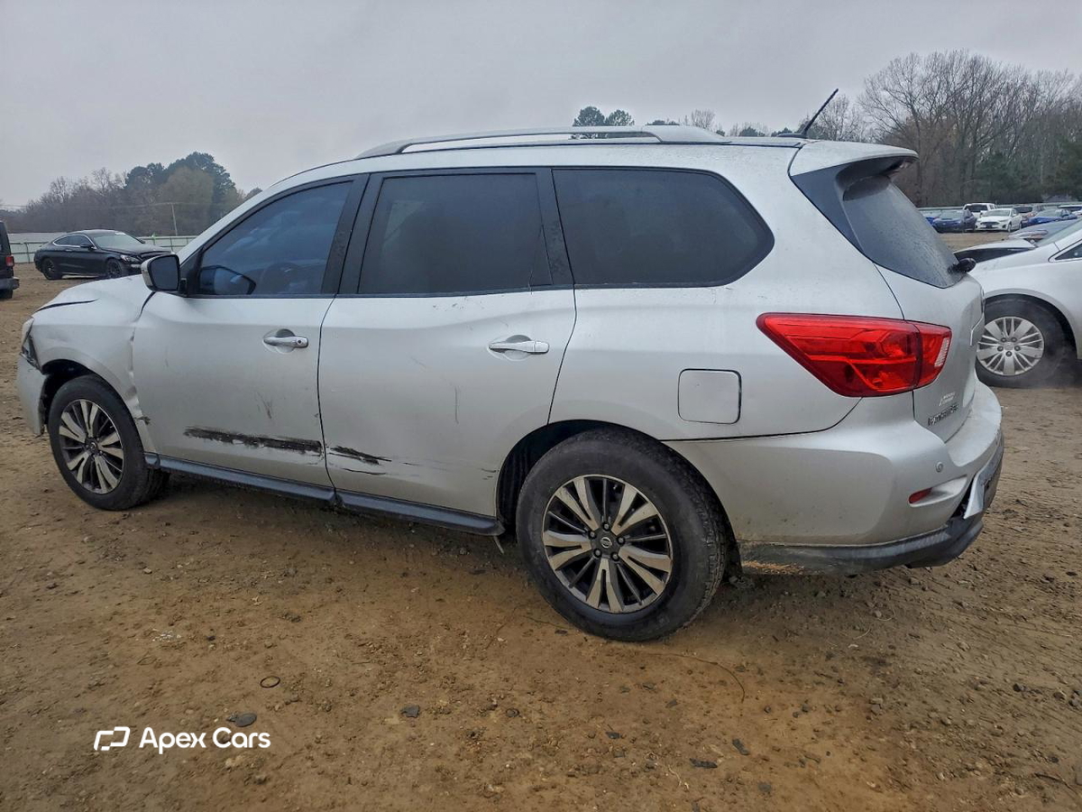 Nissan Pathfinder 2018