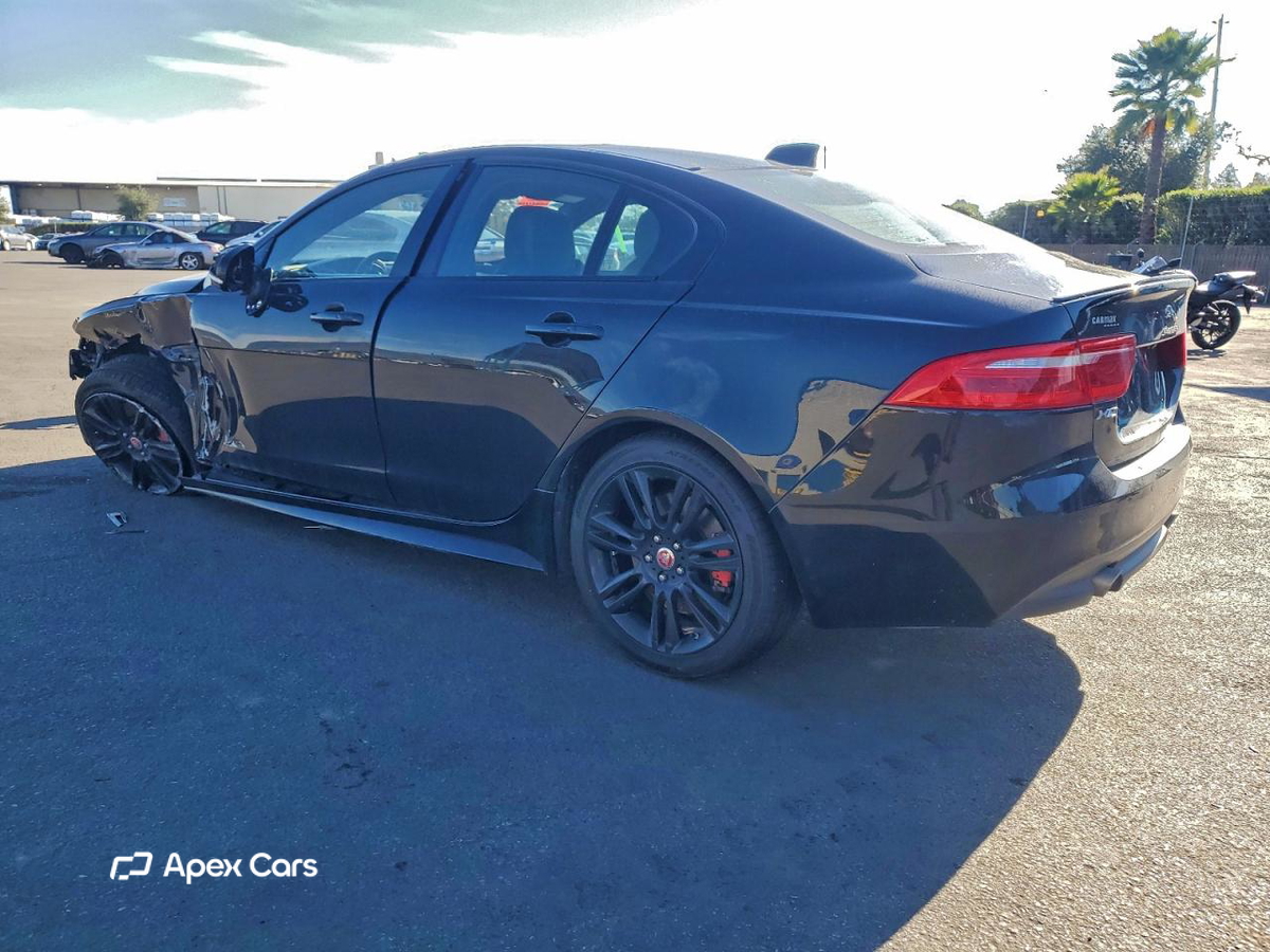 Jaguar XE 2018