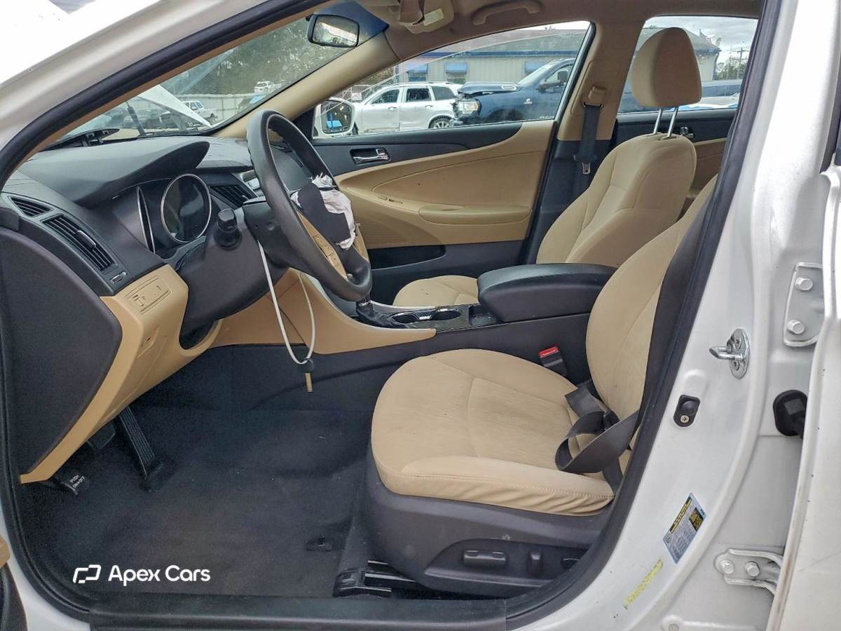 Hyundai Sonata 2011