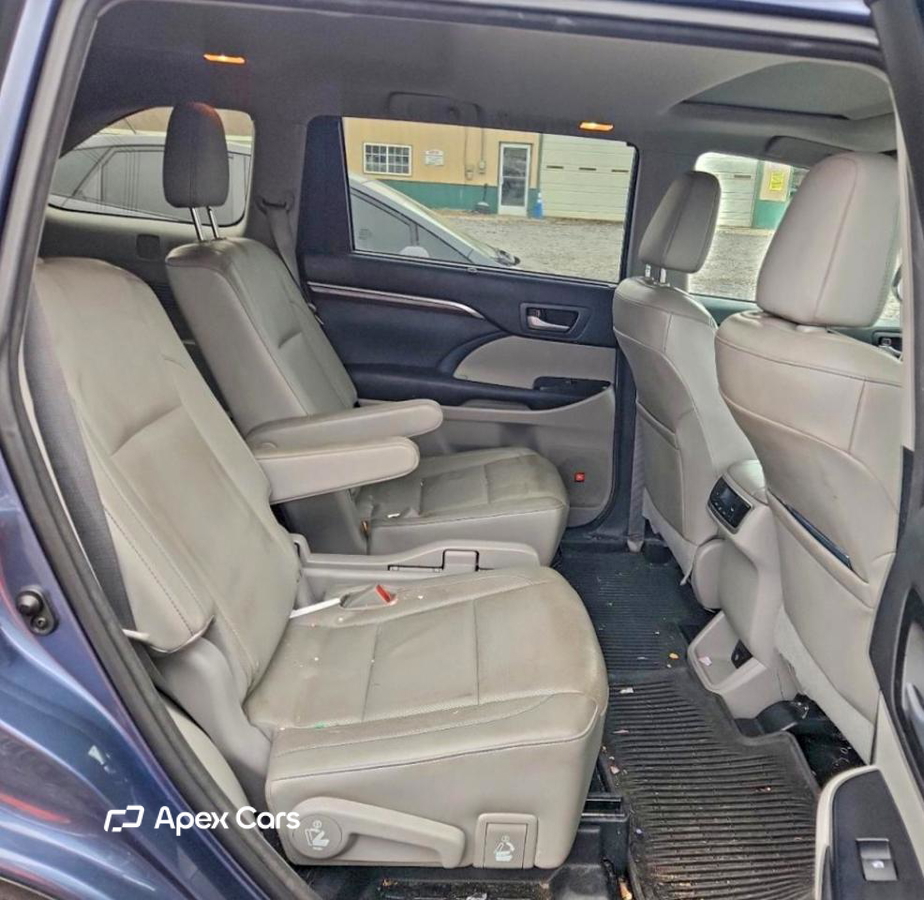 Toyota Highlander 2015
