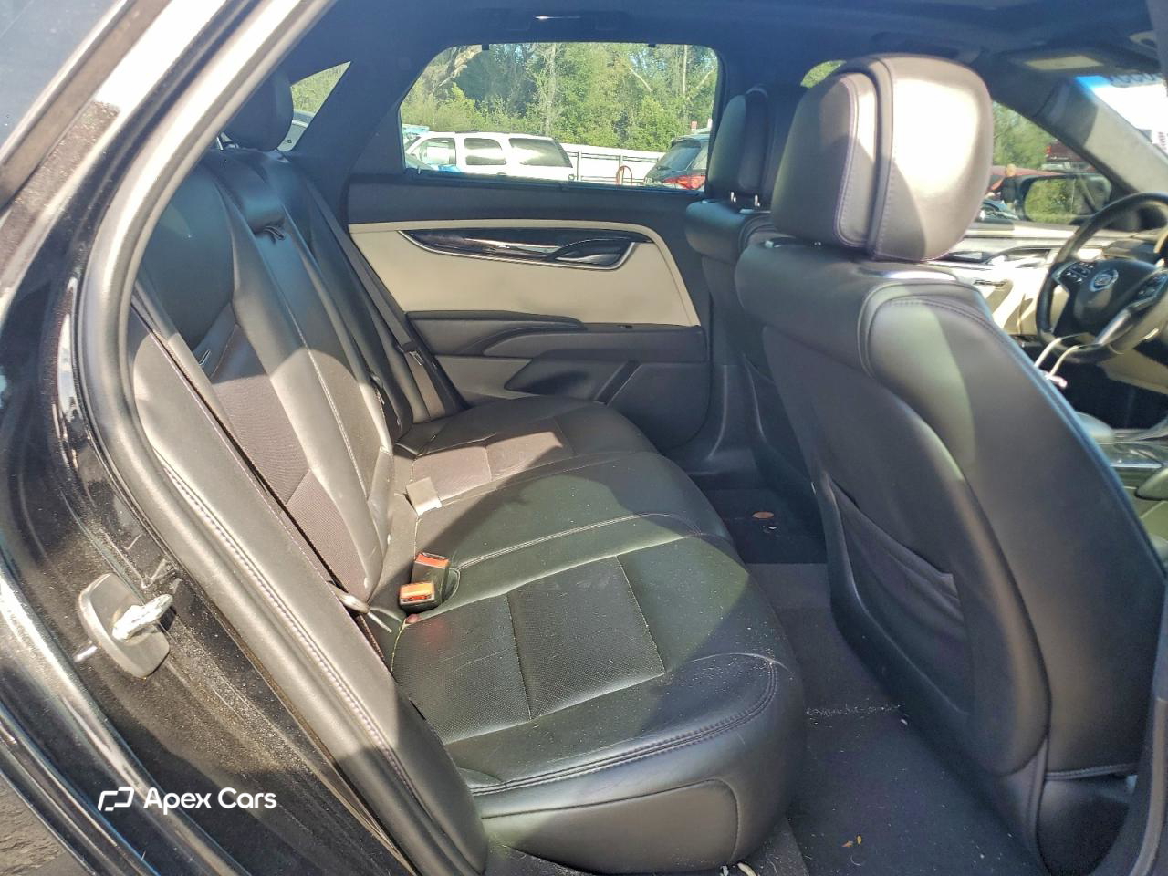 Cadillac XTS 2013