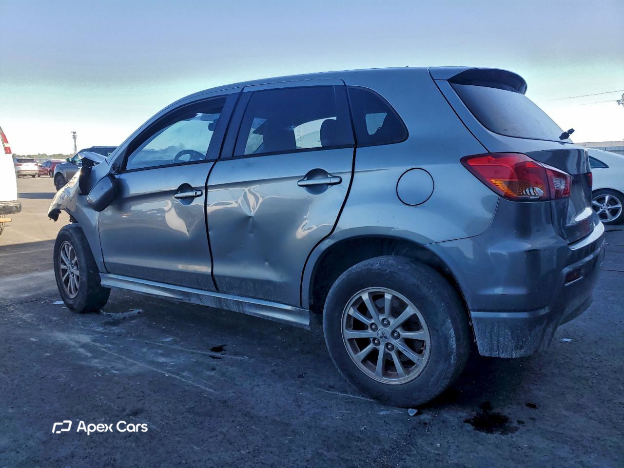 Mitsubishi Outlander 2011