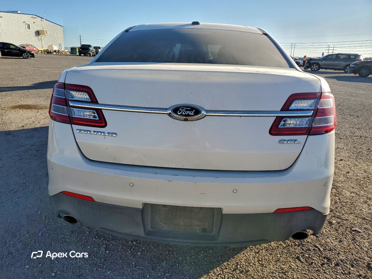 Ford Taurus 2015