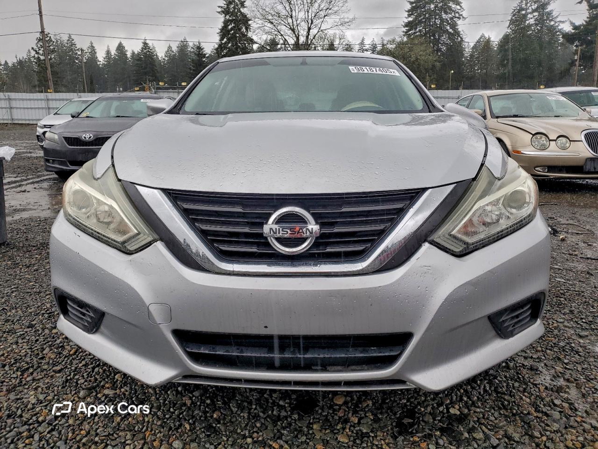 Nissan Altima 2017