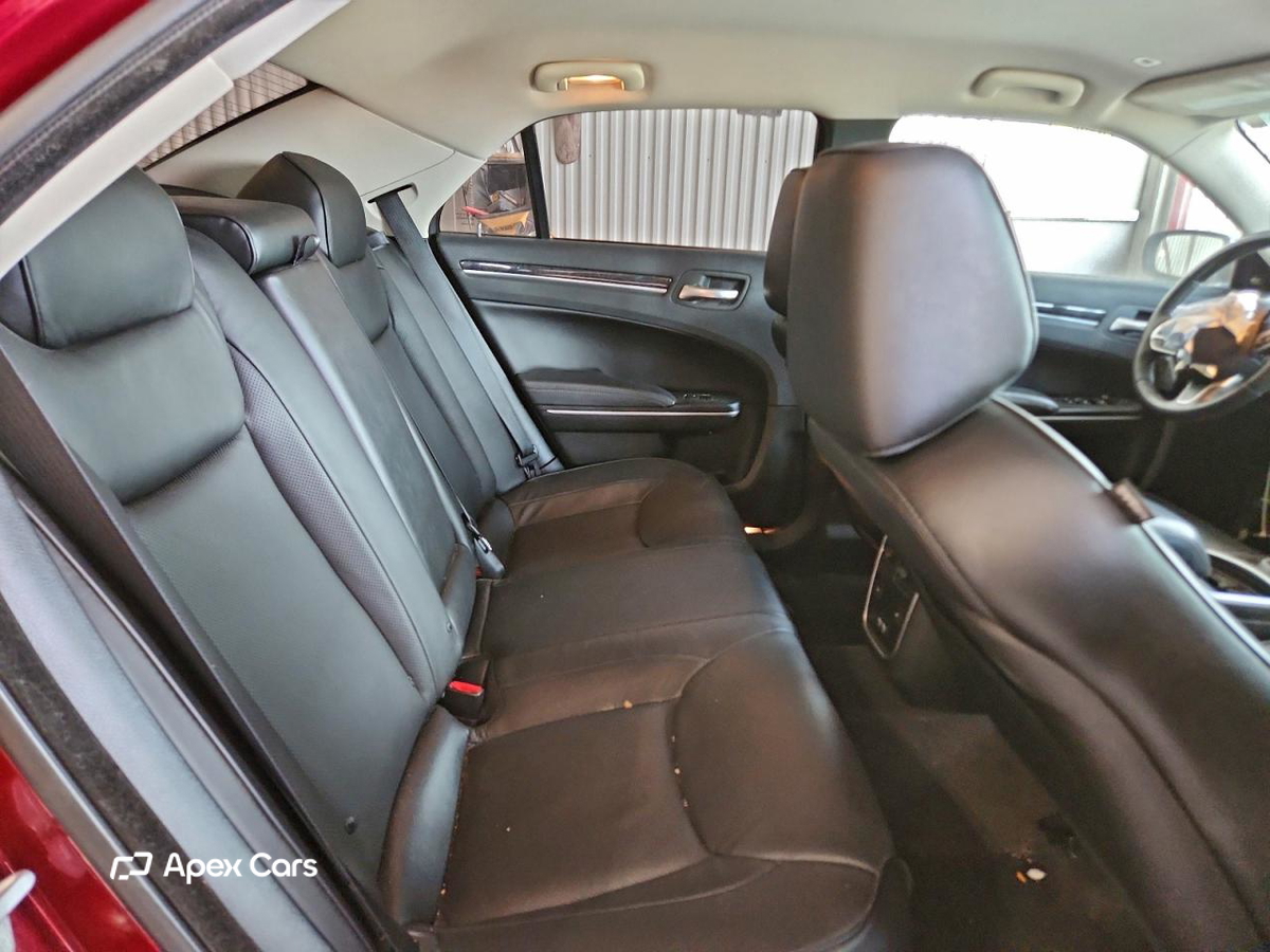 Chrysler 300 2019