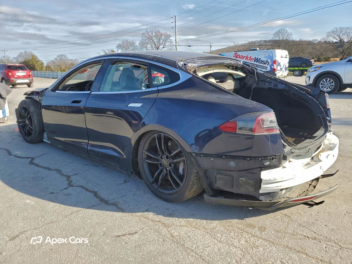 Tesla Model S 2014