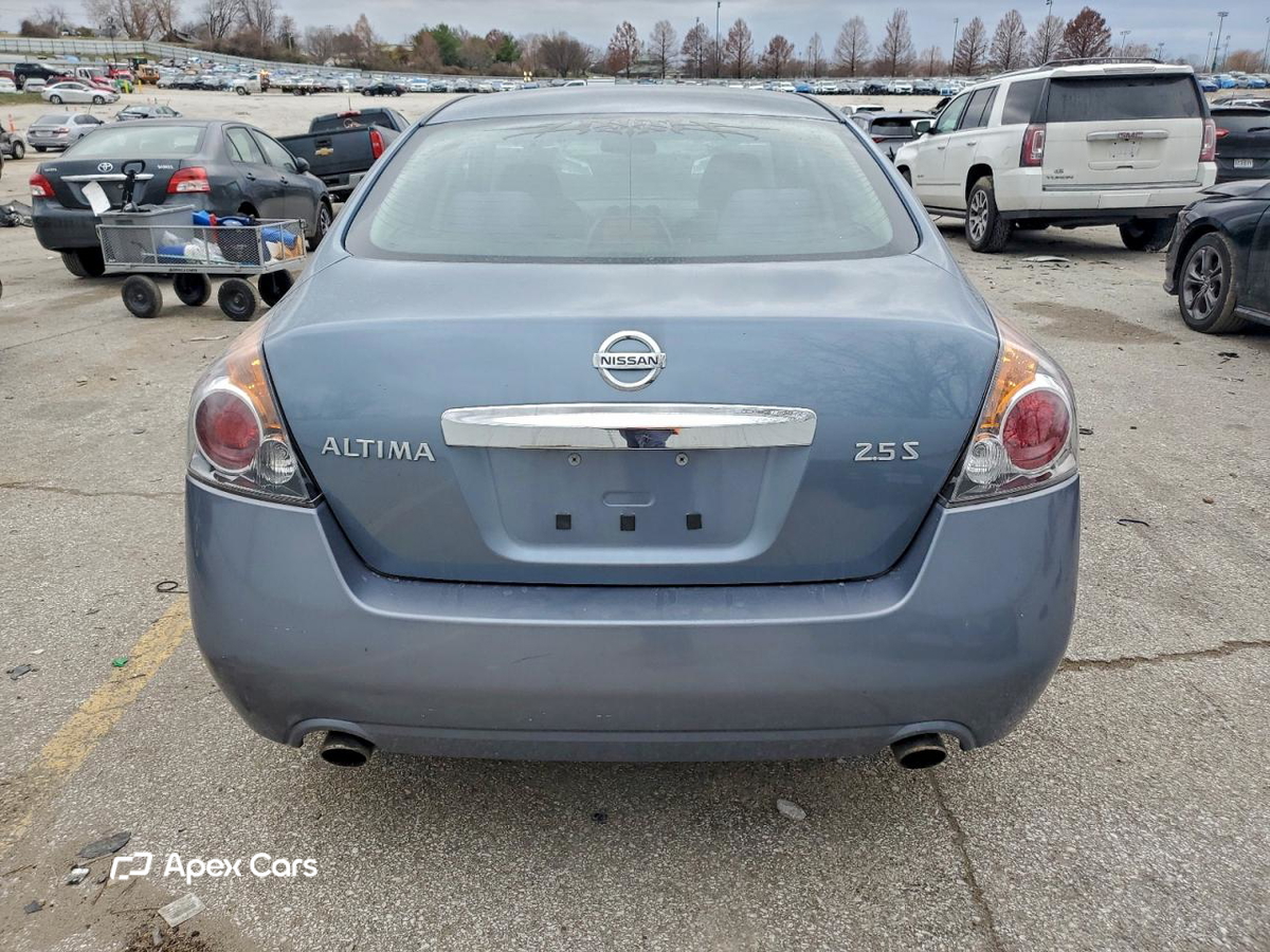 Nissan Altima 2012
