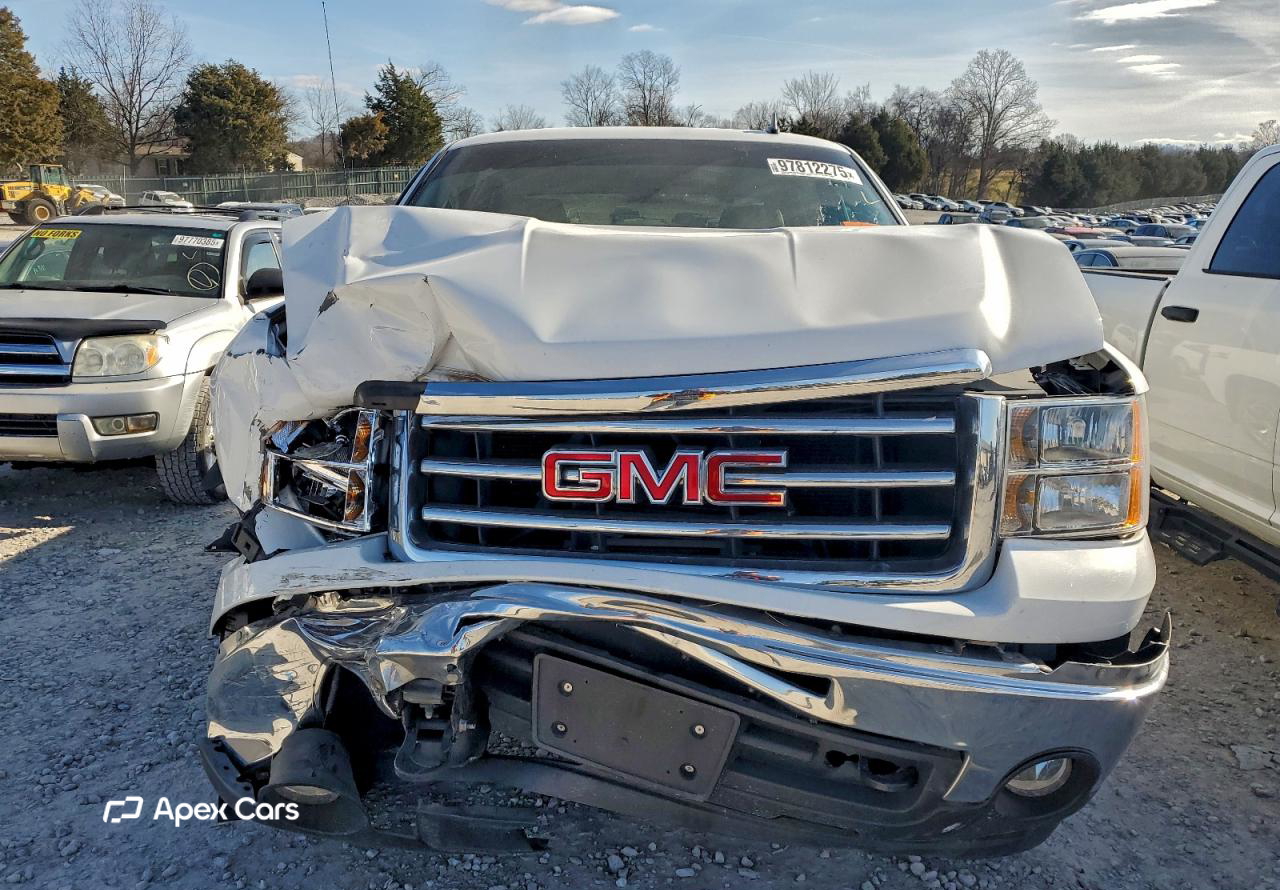 GMC Sierra 2013