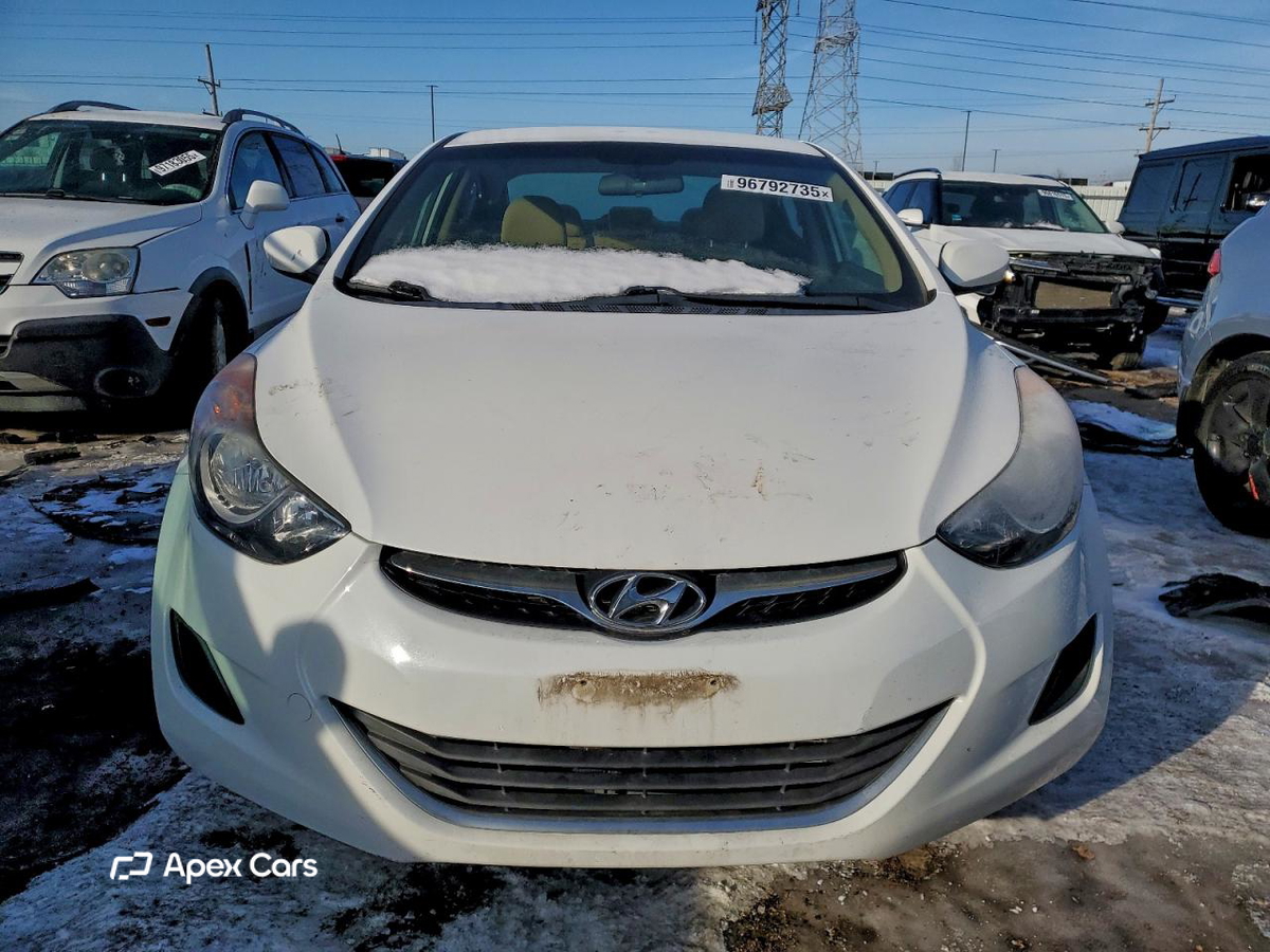 Hyundai Elantra 2013