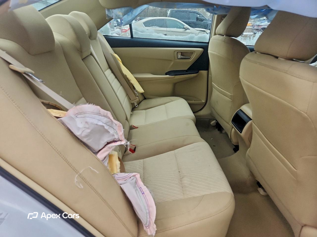 Toyota Camry 2016