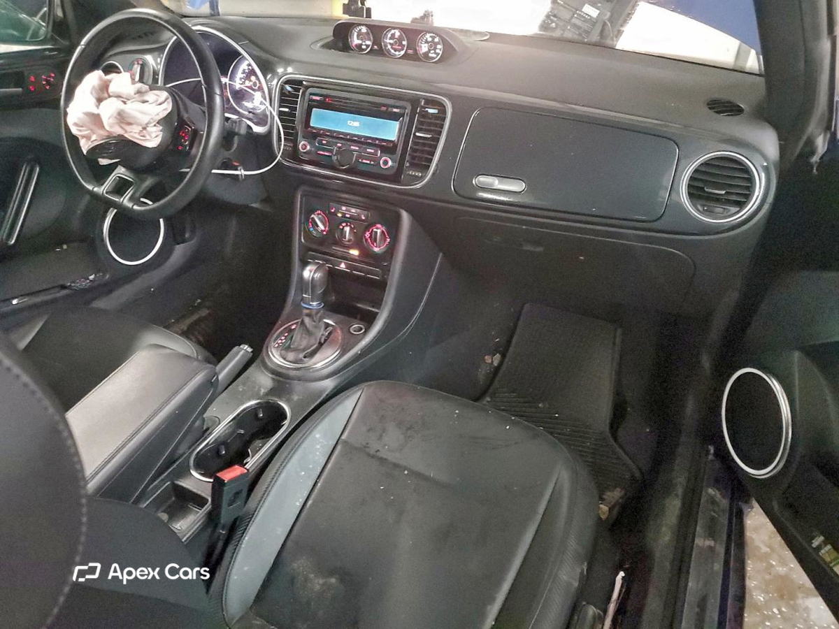 Volkswagen Beetle 2014