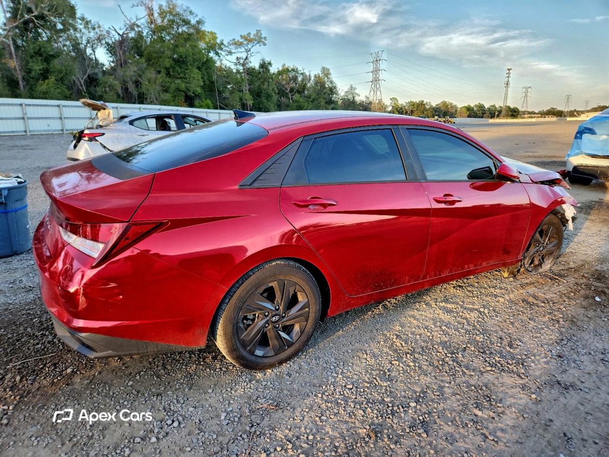 Hyundai Elantra 2022
