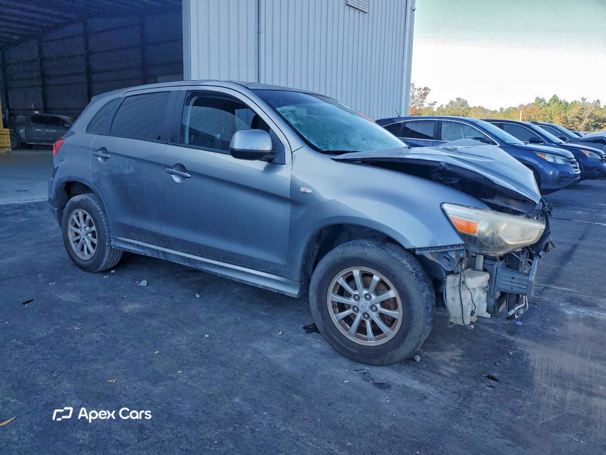 Mitsubishi Outlander 2011
