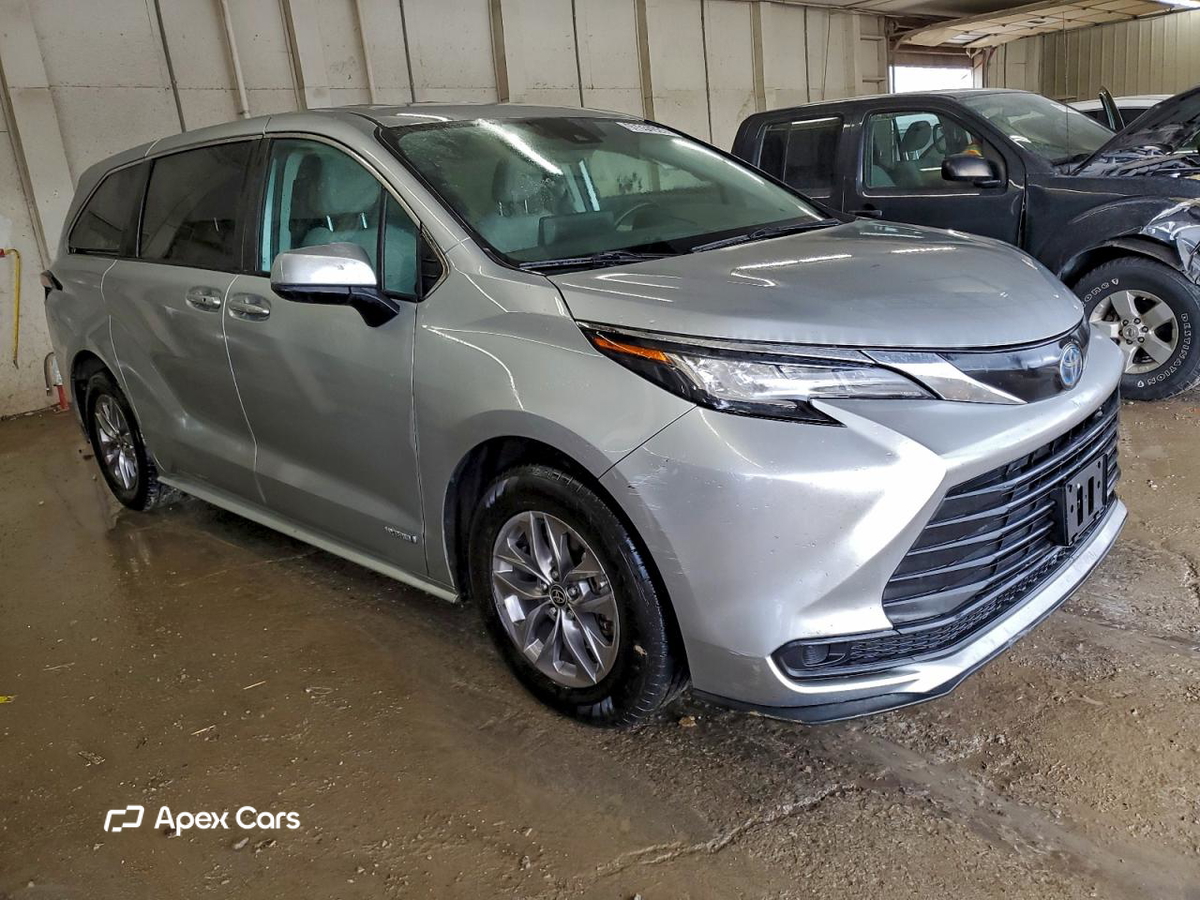 Toyota Sienna 2021