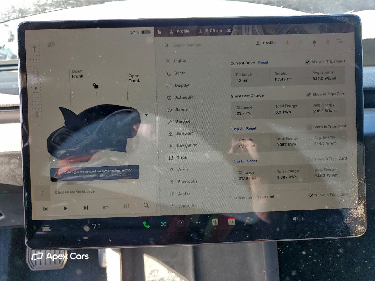 Tesla Model 3 2024