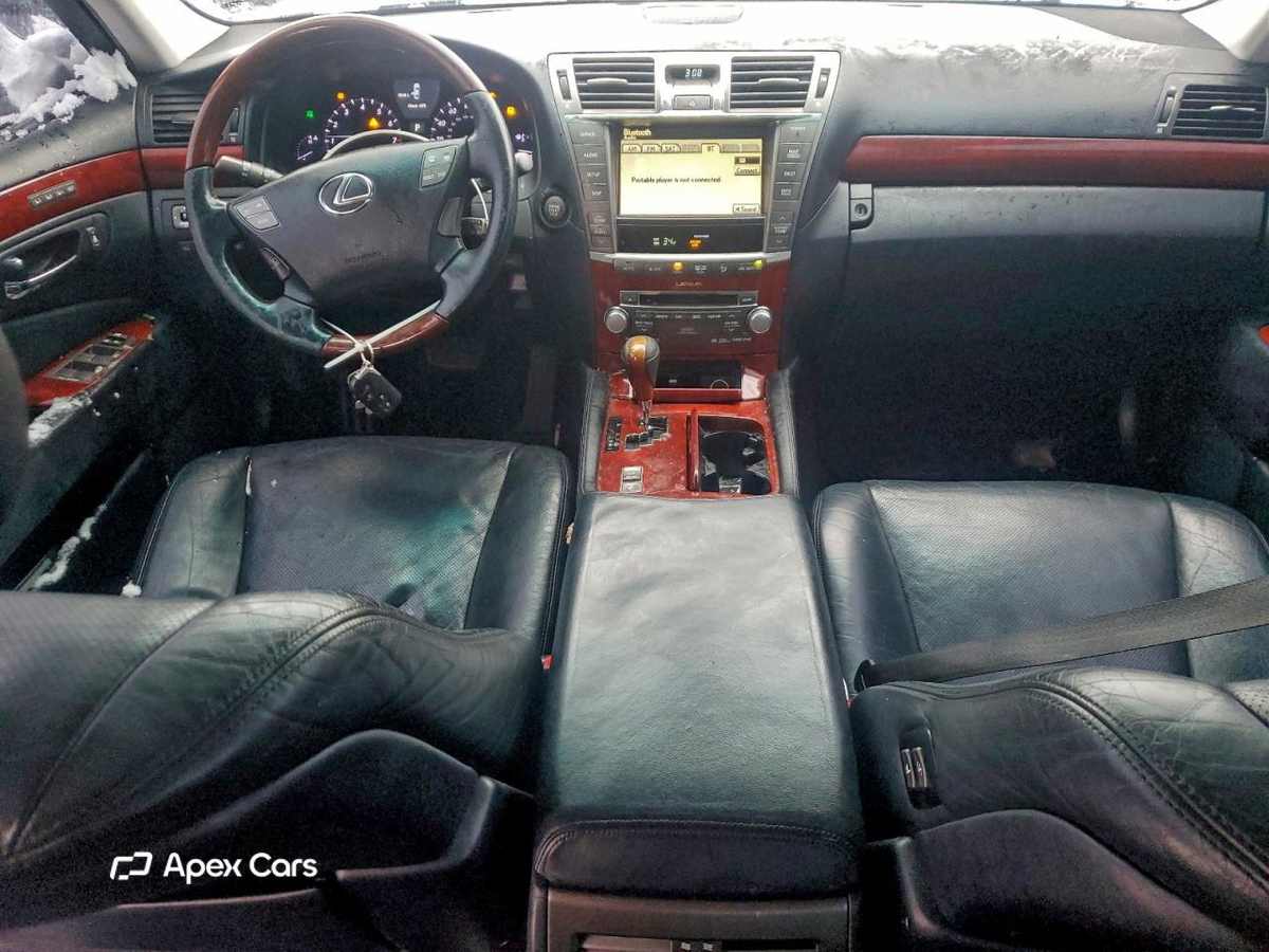 Lexus LS 2011