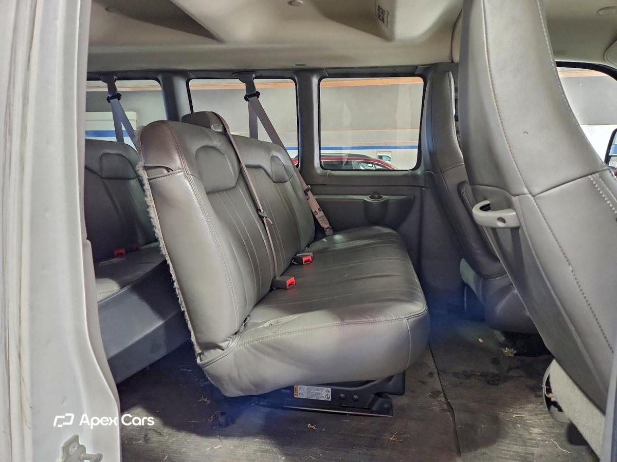 Chevrolet Express 2023